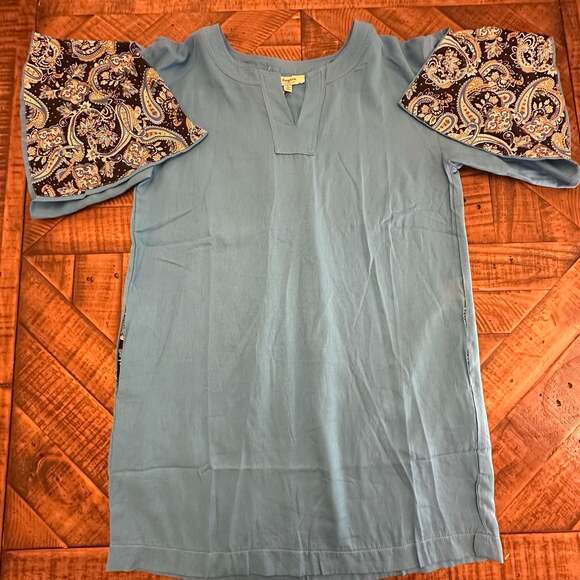 Hayden Los Angeles Dresses & Skirts - New! Hayden Los Angeles Blue V-Neck Dress